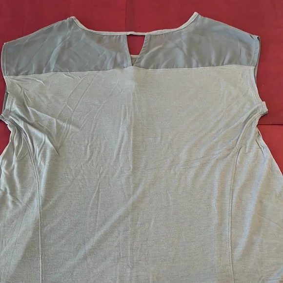 Two by Vince Camuto knit Top - Picture 5 of 11